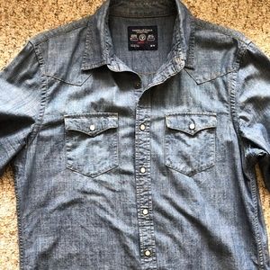 Men's American Eagle Jean Shirt